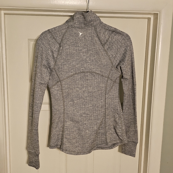 Old Navy Workout Jacket - Picture 2 of 3